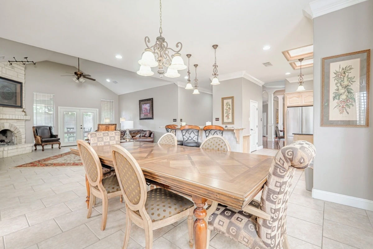 Dining Room at lincoln green - Photo 7