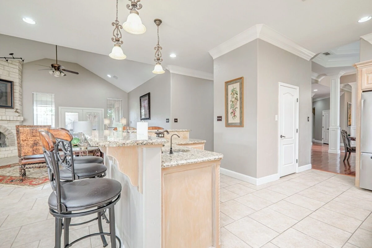 Living Room at lincoln green - Photo 7