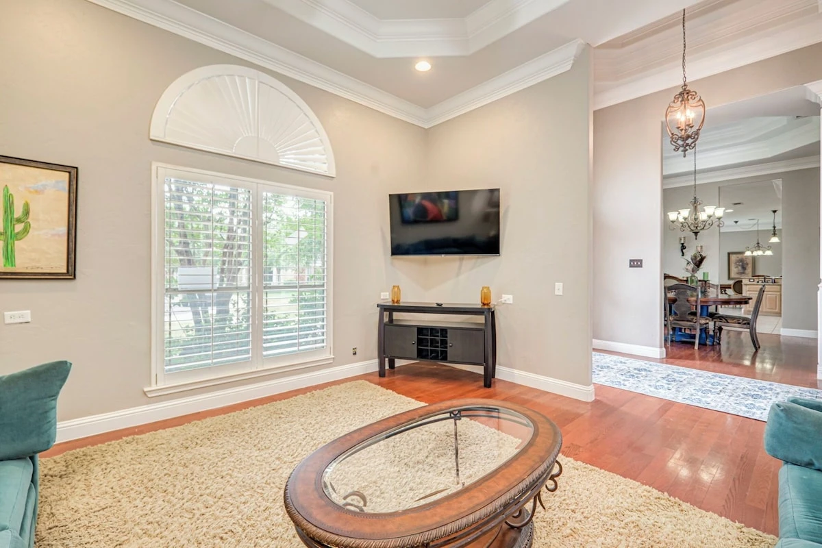 Living Room at lincoln green - Photo 12