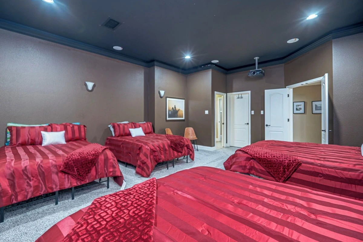 Bedroom at lincoln green - Photo 16