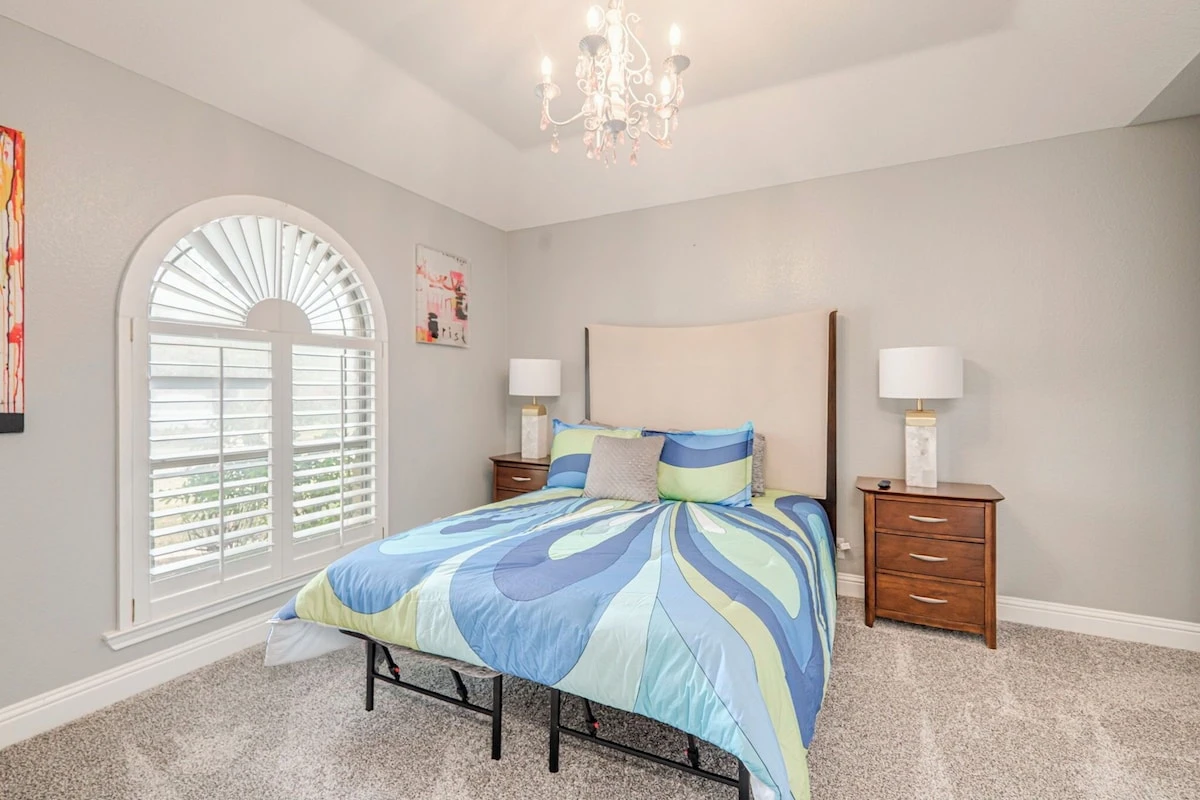 Bedroom at lincoln green - Photo 8